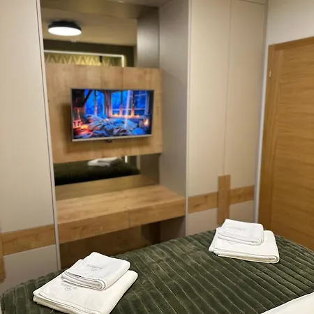 Jahor 12 Deluxe Apartmán *