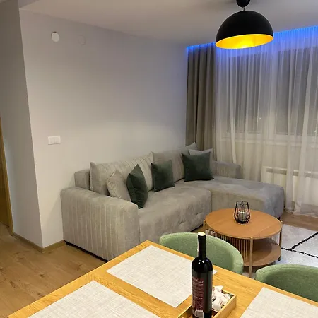 Jahor 12 Deluxe Jahorina